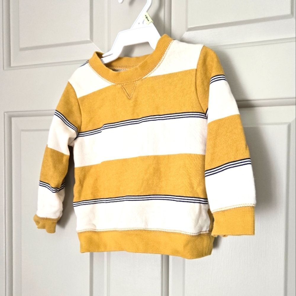 3/$15 Carter's sweater size 12 m